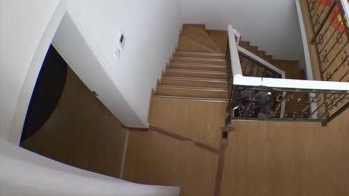 皱市明家庭背景,从草根家庭到世界拳坛巅峰的奋斗传奇