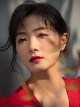 万茜演员个人资料,光影交织下的演技女神